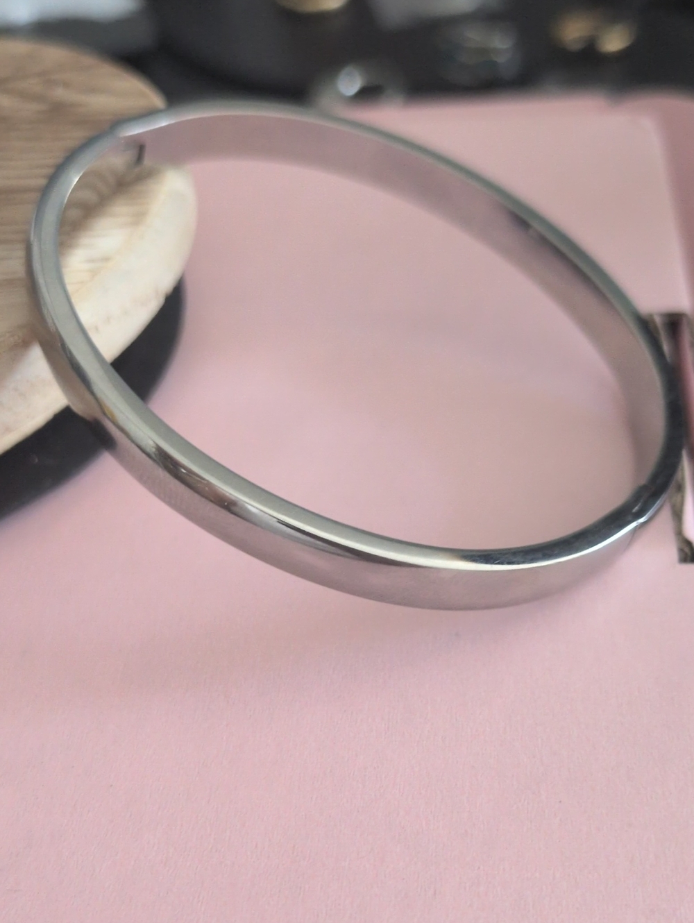 Classic Silver Tone Women’s Bangle Bracelet